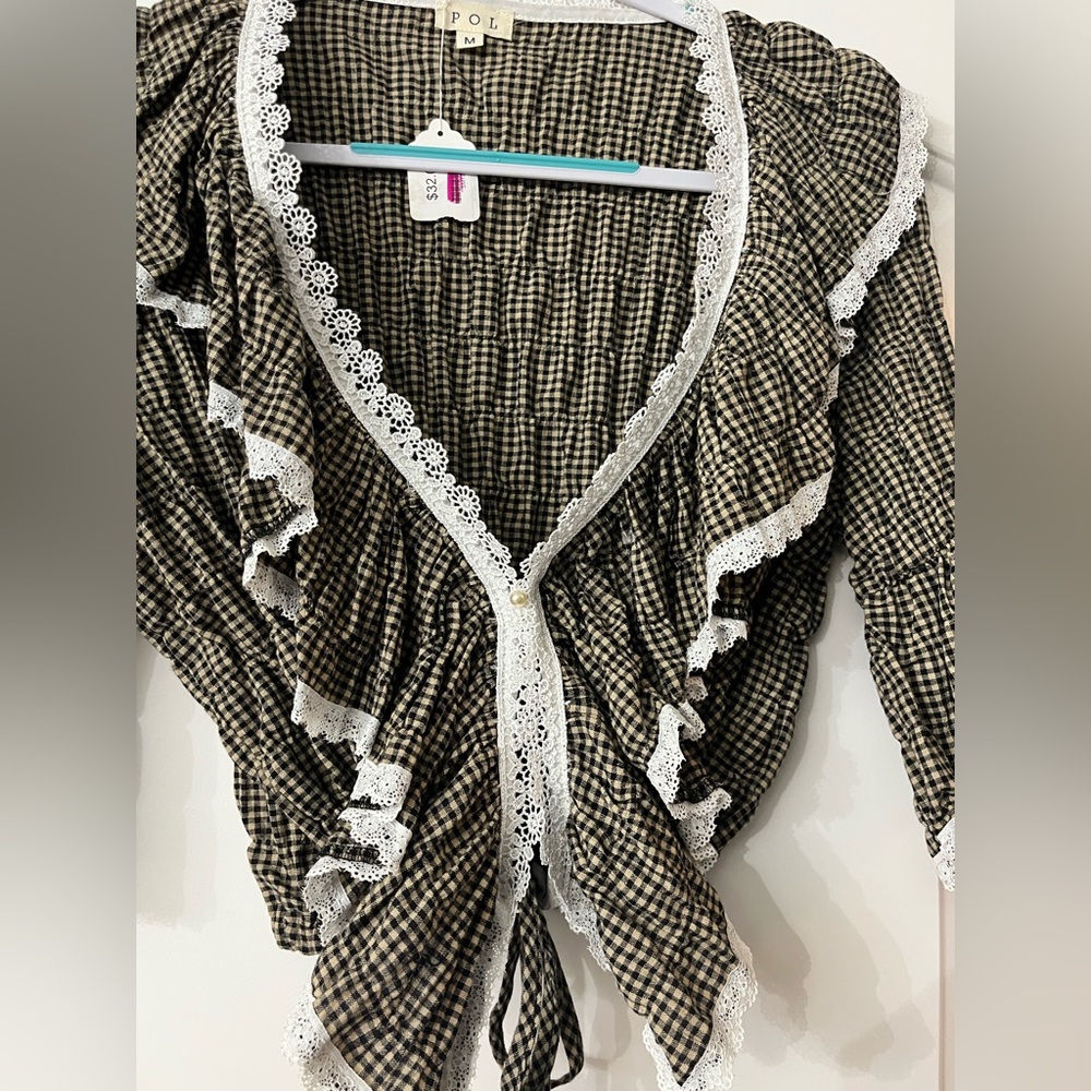Gingham blouse medium